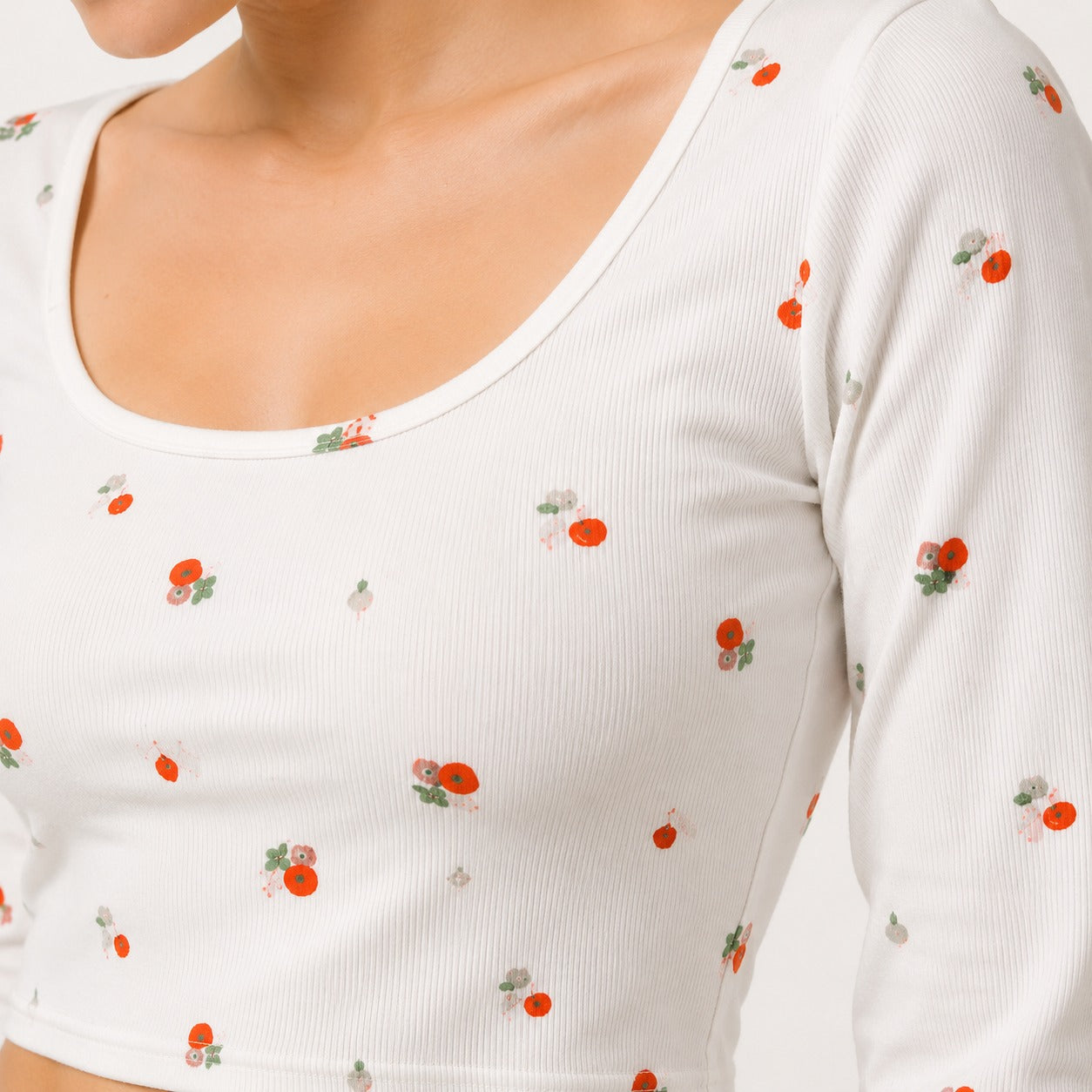 ARZO Bloom Charm Floral Crop Top