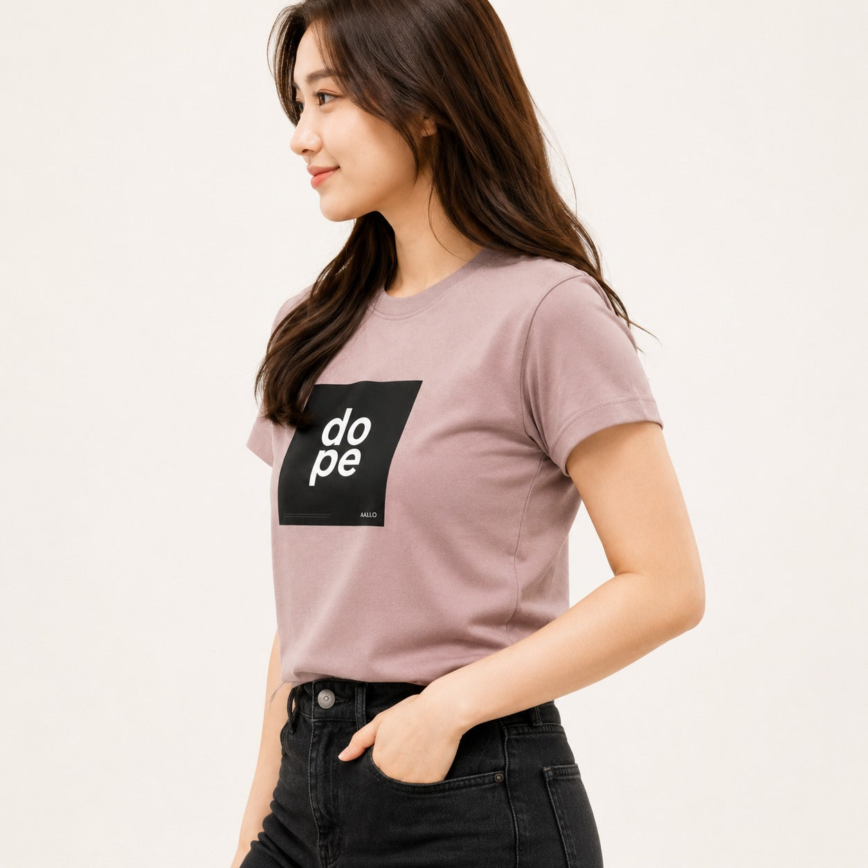 ARZO “DOPE” Graphic Crop Tee – Mauve
