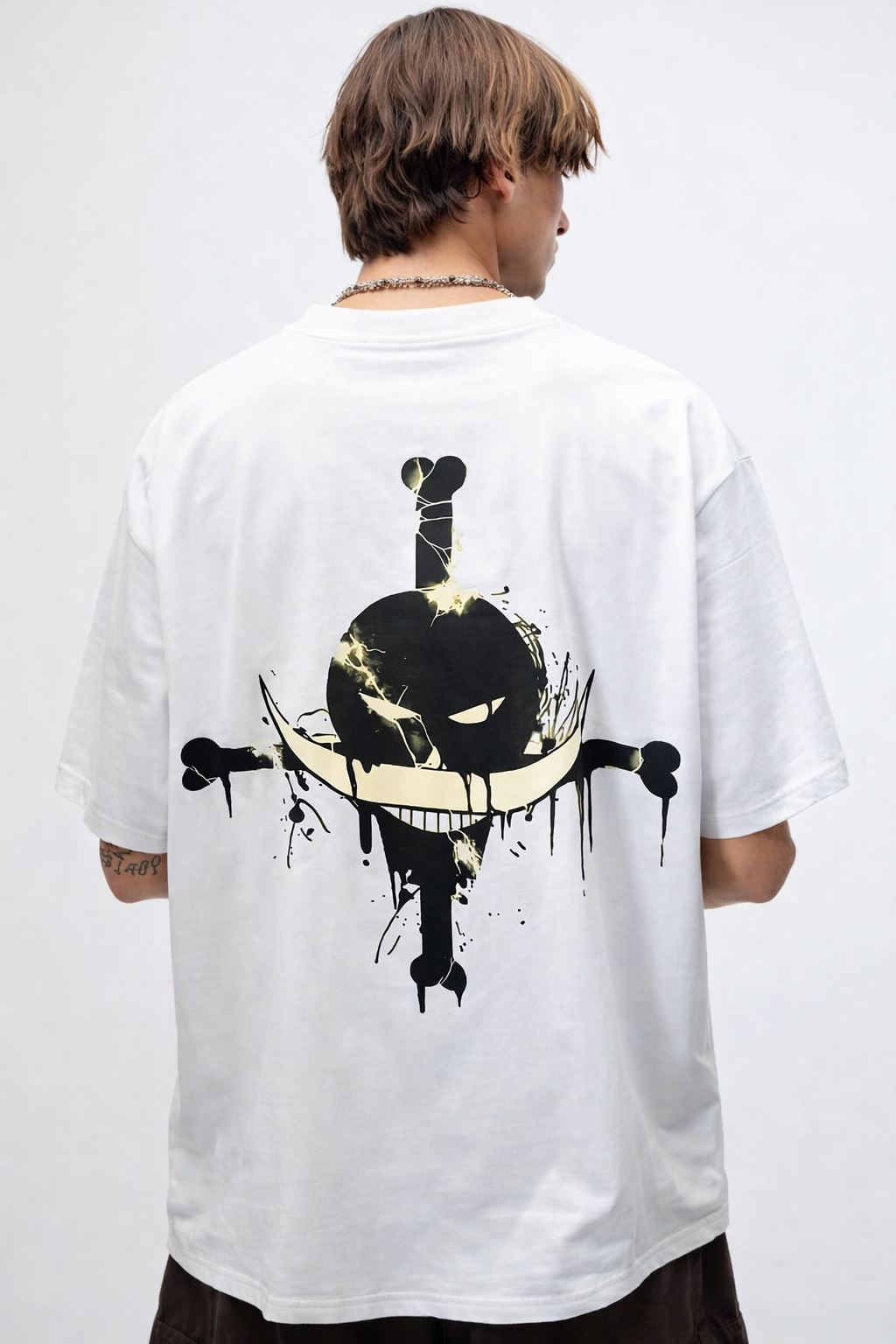 “One Piece Legacy” Oversized Tee – White Edition